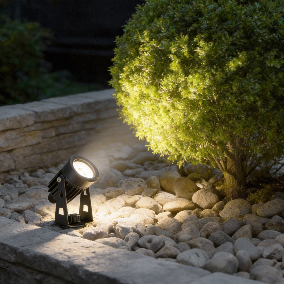 Solar Multi-Head Spotlight | 270° Landscape Tree Light